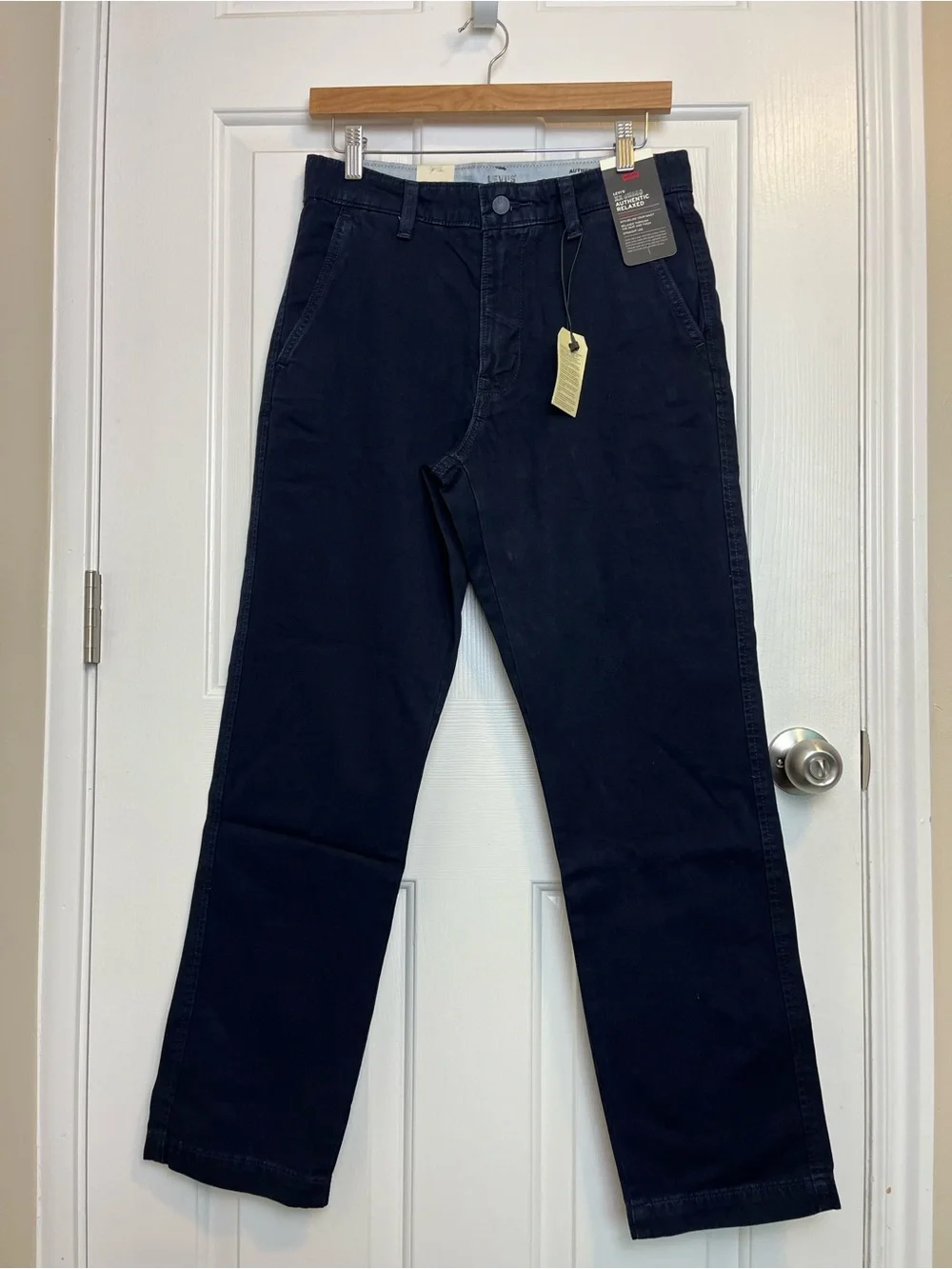 Levi's Dark Navy Casual Straight Chinos